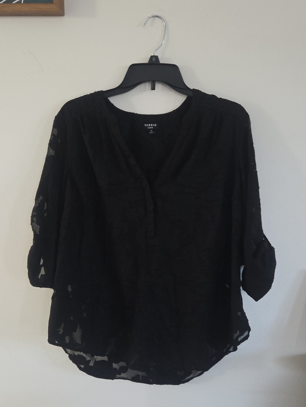 torrid Black Sheer Textured Button-Front Blouse